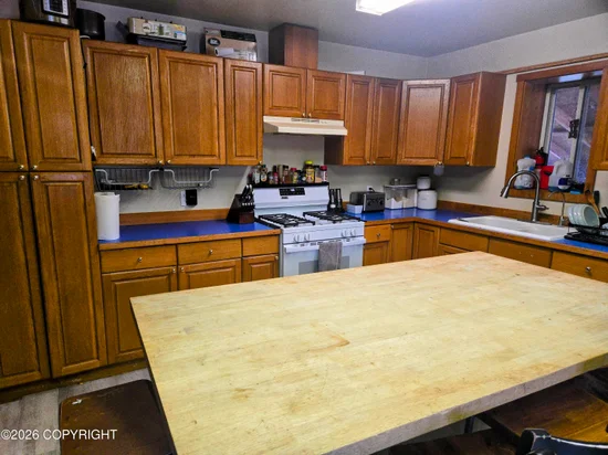 See full size image and slideshow Thumbnail 4