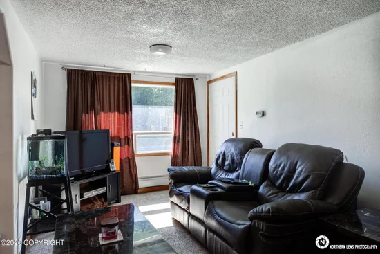 See full size image and slideshow Thumbnail 4