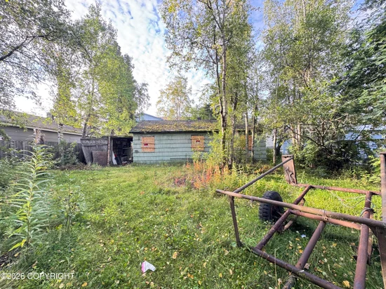 See full size image and slideshow Thumbnail 3