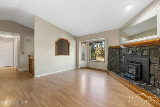 See full size image and slideshow Thumbnail 2