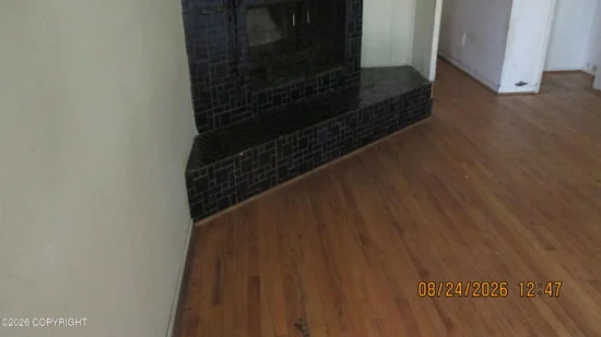 See full size image and slideshow Thumbnail 1