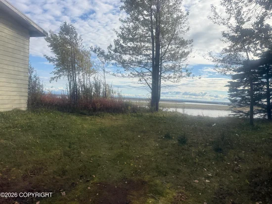 See full size image and slideshow Thumbnail 3