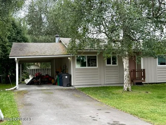 See full size image and slideshow Thumbnail 1