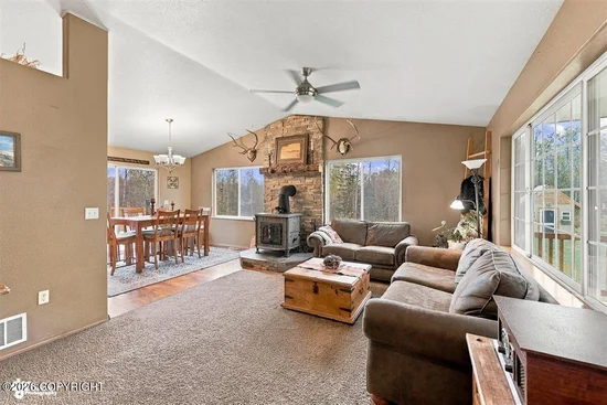 See full size image and slideshow Thumbnail 4