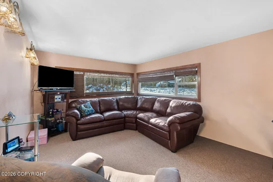 See full size image and slideshow Thumbnail 3