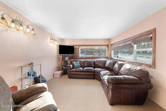See full size image and slideshow Thumbnail 4