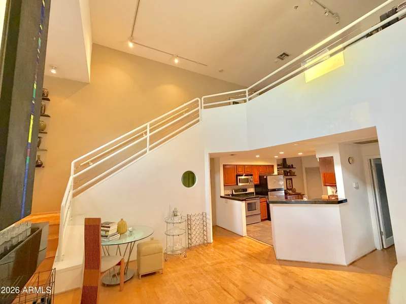 Main gallery image
