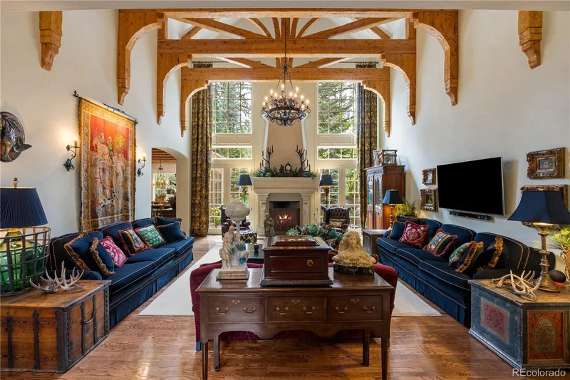 Main gallery image