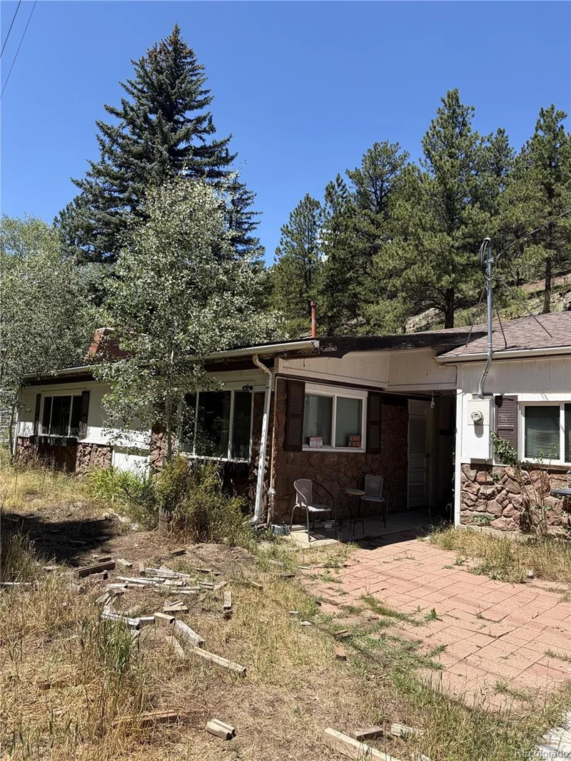 Main gallery image