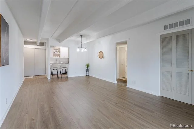 Main gallery image