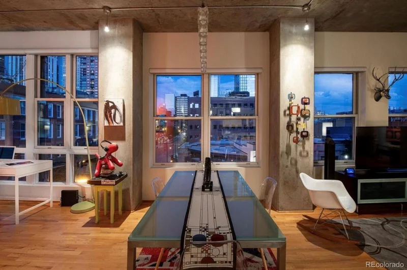 Main gallery image