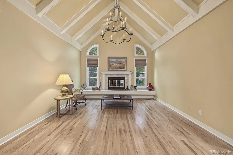 Main gallery image
