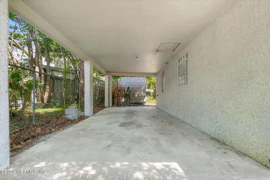 See full size image and slideshow Thumbnail 4