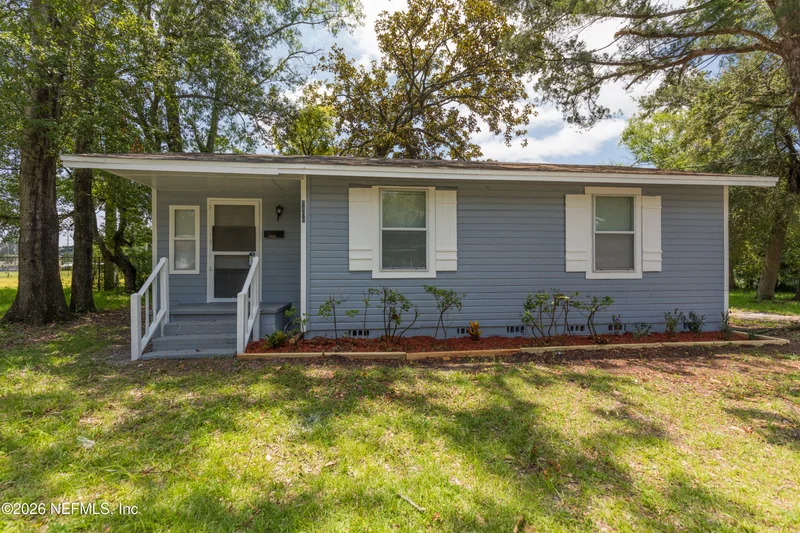 Main gallery image