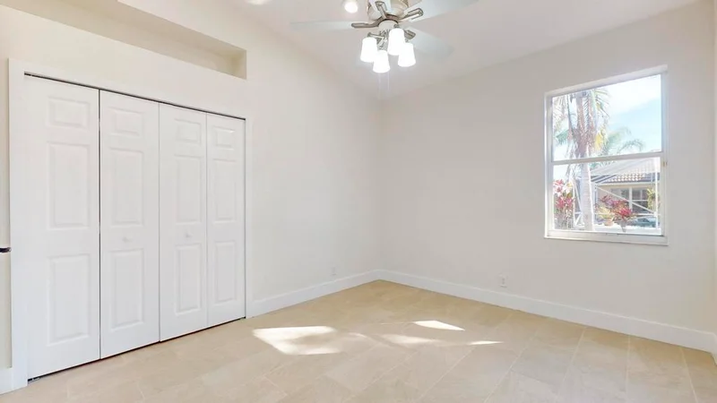 Main gallery image