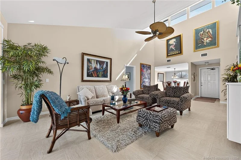 Main gallery image