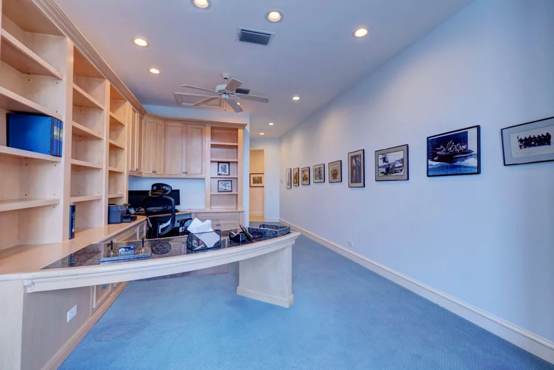 Main gallery image