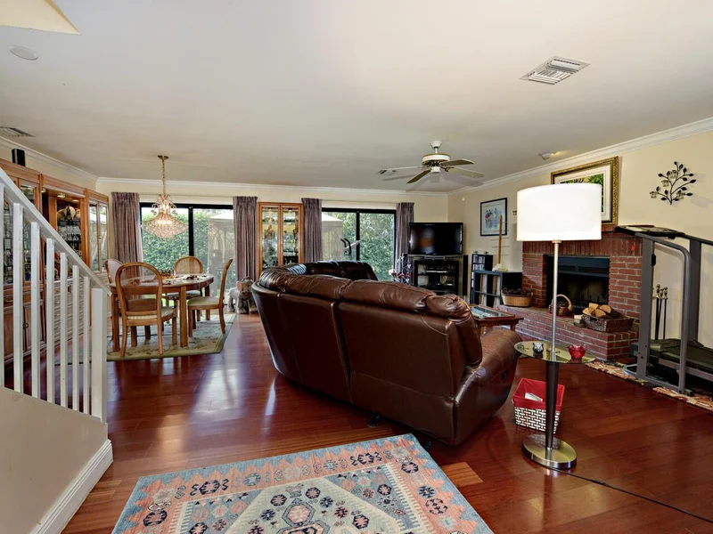 Main gallery image