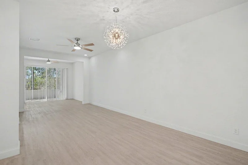 Main gallery image