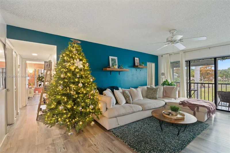 Main gallery image