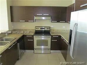 See full size image and slideshow Thumbnail 2