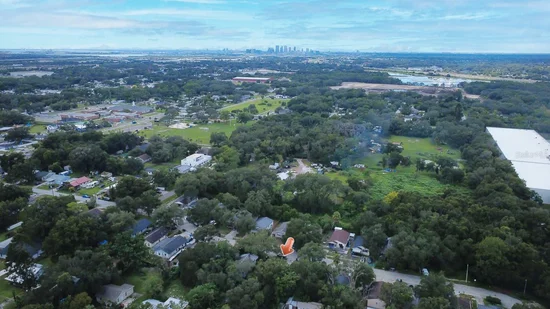 See full size image and slideshow Thumbnail 2