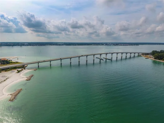 See full size image and slideshow Thumbnail 1