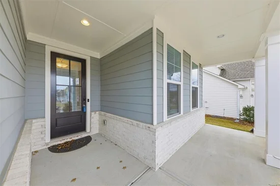 See full size image and slideshow Thumbnail 4