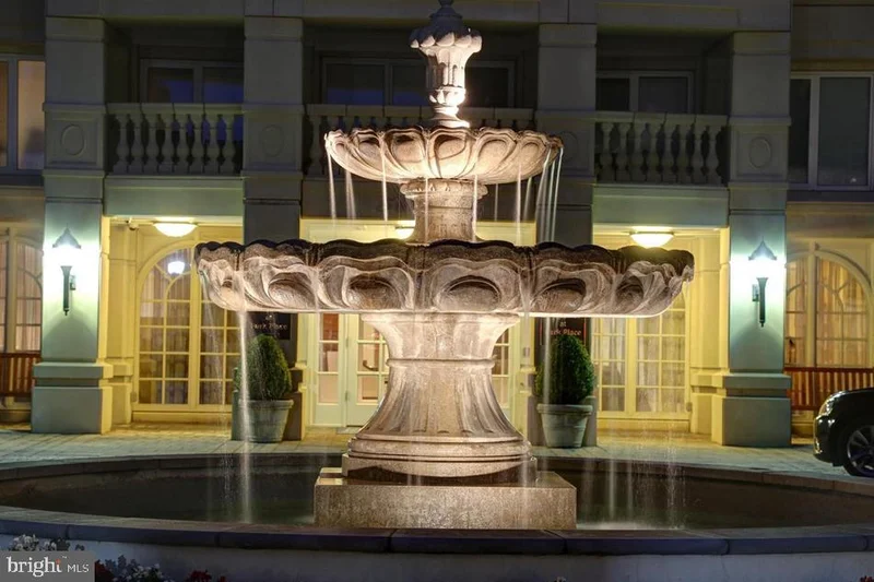Main gallery image