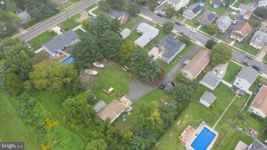See full size image and slideshow Thumbnail 2