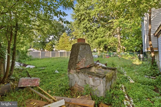 See full size image and slideshow Thumbnail 3