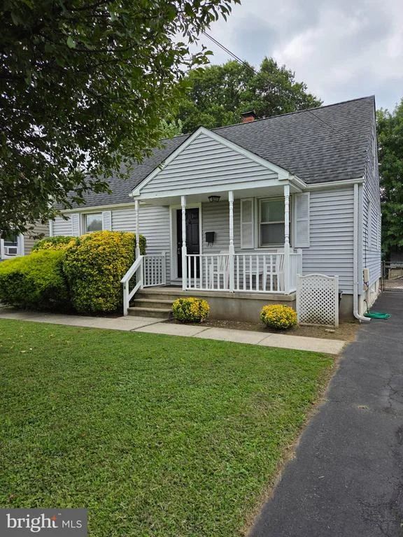Click to see full size image and slideshow Main gallery image