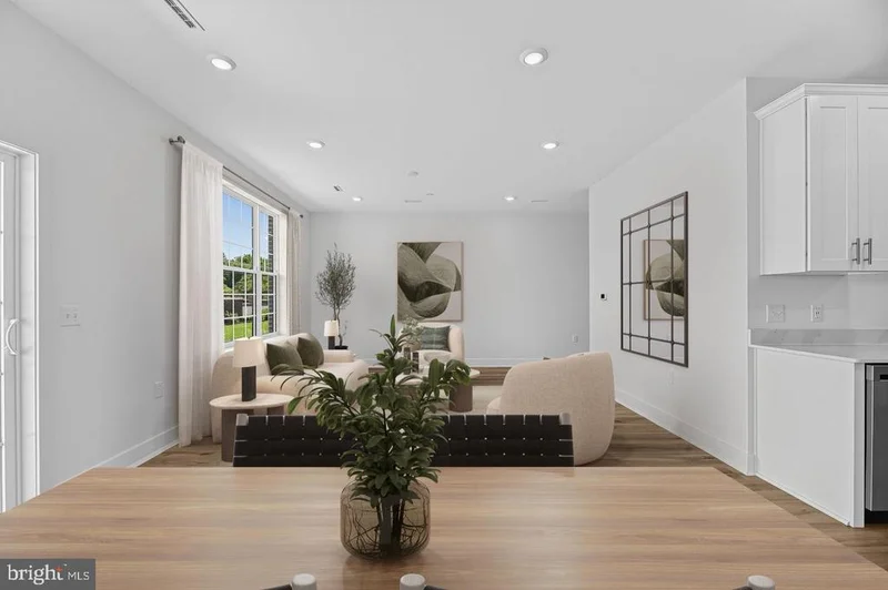 Main gallery image