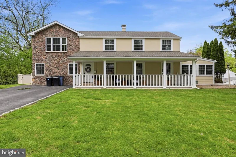 Main gallery image