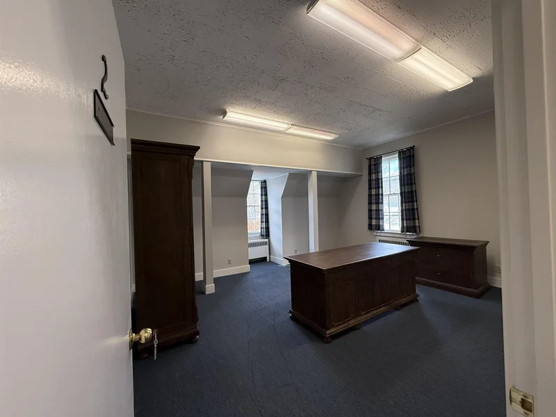 Main gallery image
