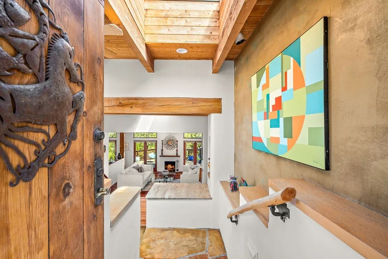 Main gallery image