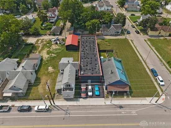See full size image and slideshow Thumbnail 4