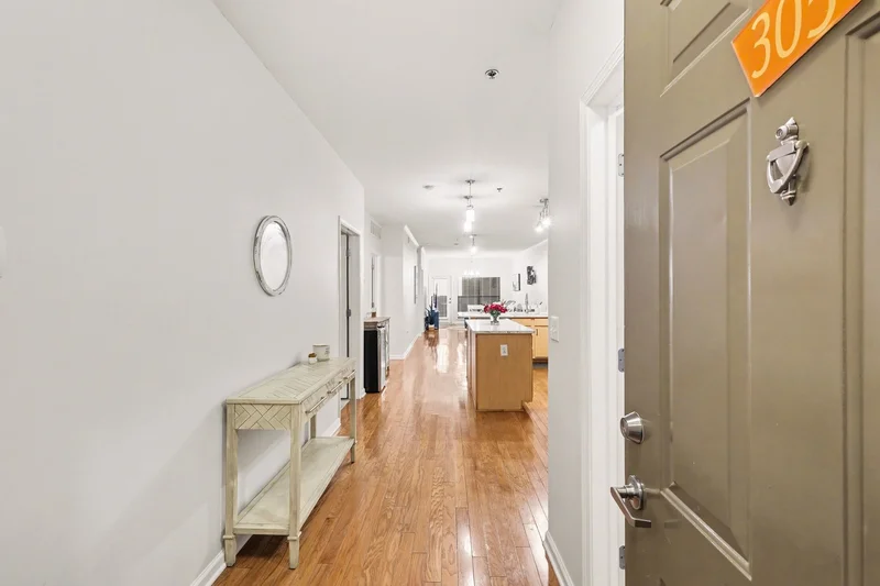 Main gallery image