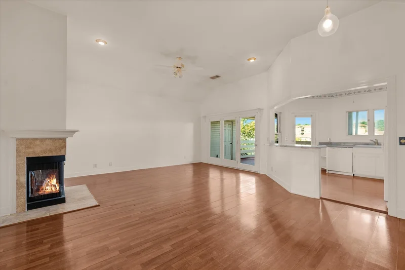Main gallery image