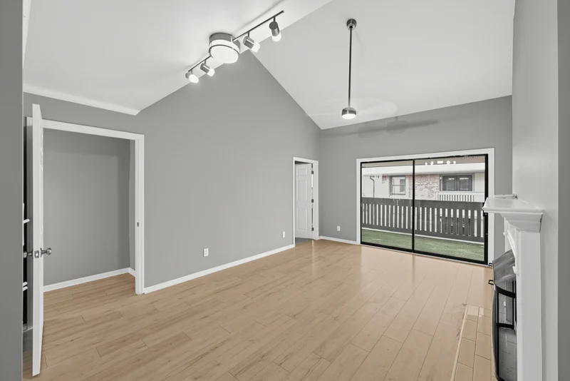 Main gallery image