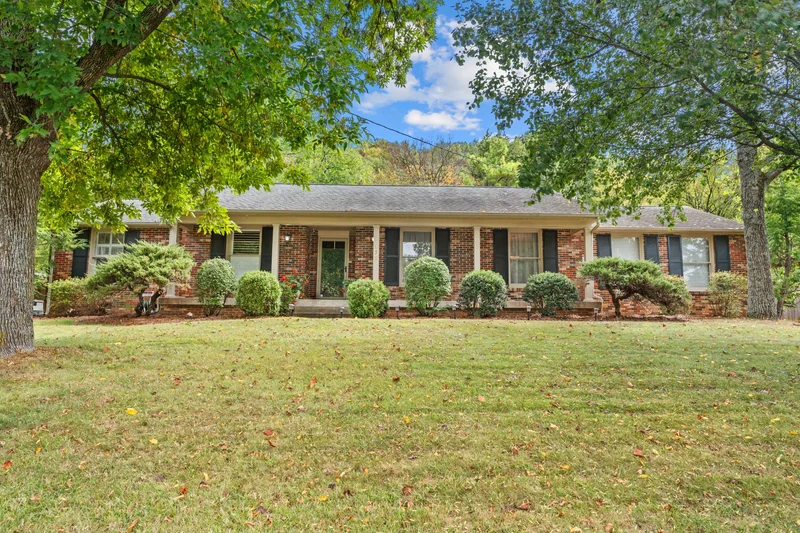 Main gallery image