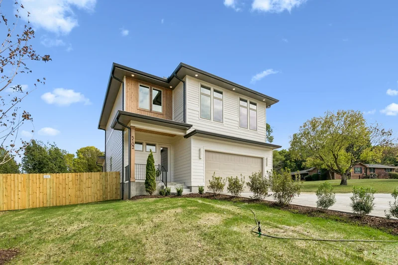 Main gallery image