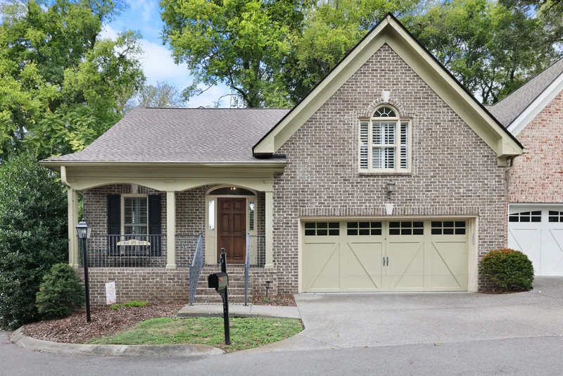 Main gallery image